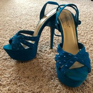 Turquoise heels
